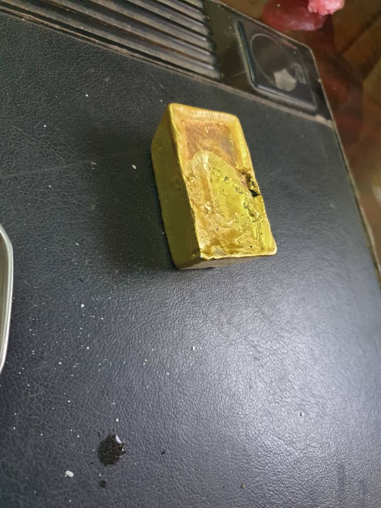 Gold & Gemstone Trading visual 2